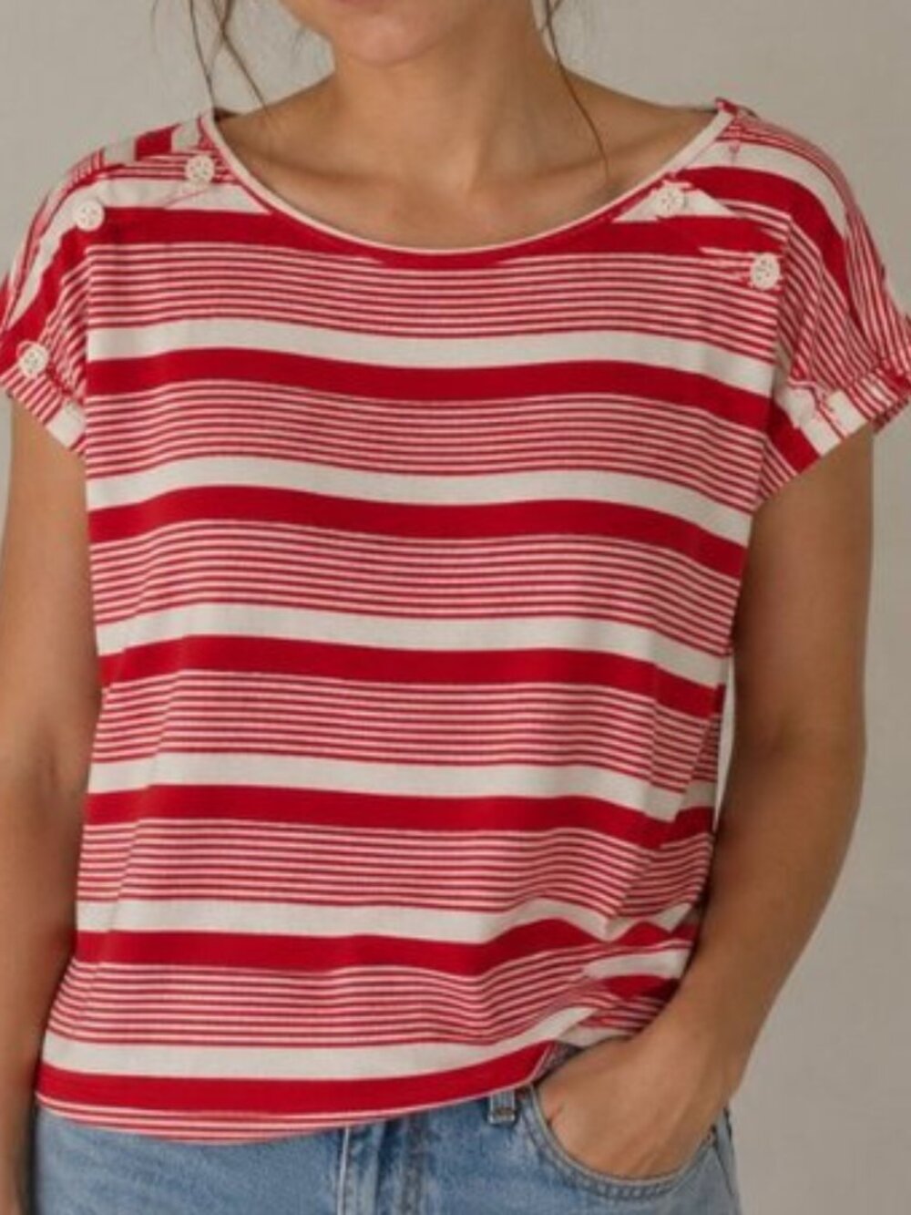 Simply Irresistible Red & White Top - Size Medium